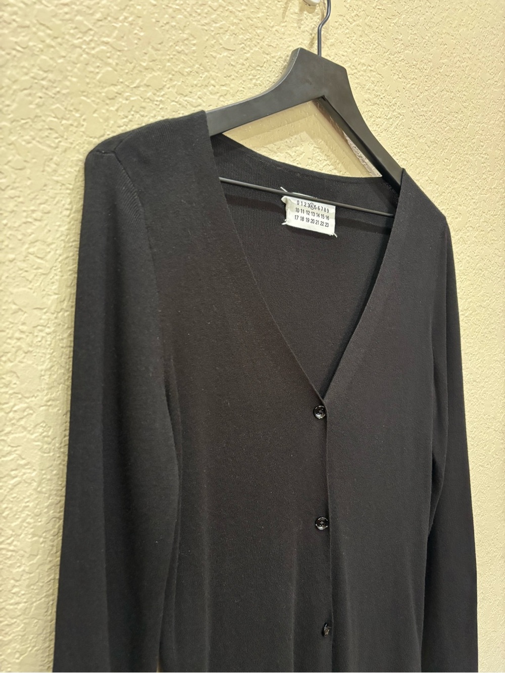 MM6 Maison Margiela Black V-neck Button-Up Cardigan Cashmere Minimalist Size 4 - Picture 2 of 9